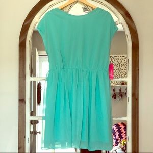 Brand new key hole dress!